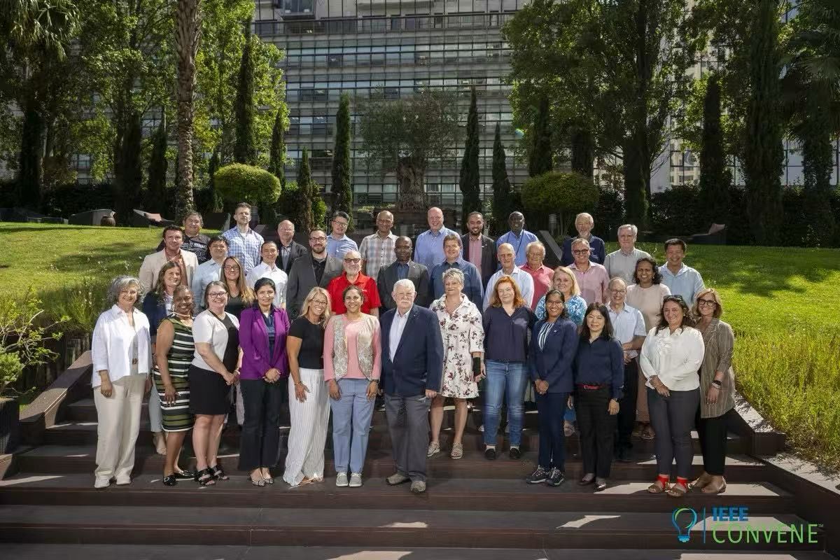 Multi-stakeholder cohort photo; collaboration on transparent, auditable, community-centered AI governance